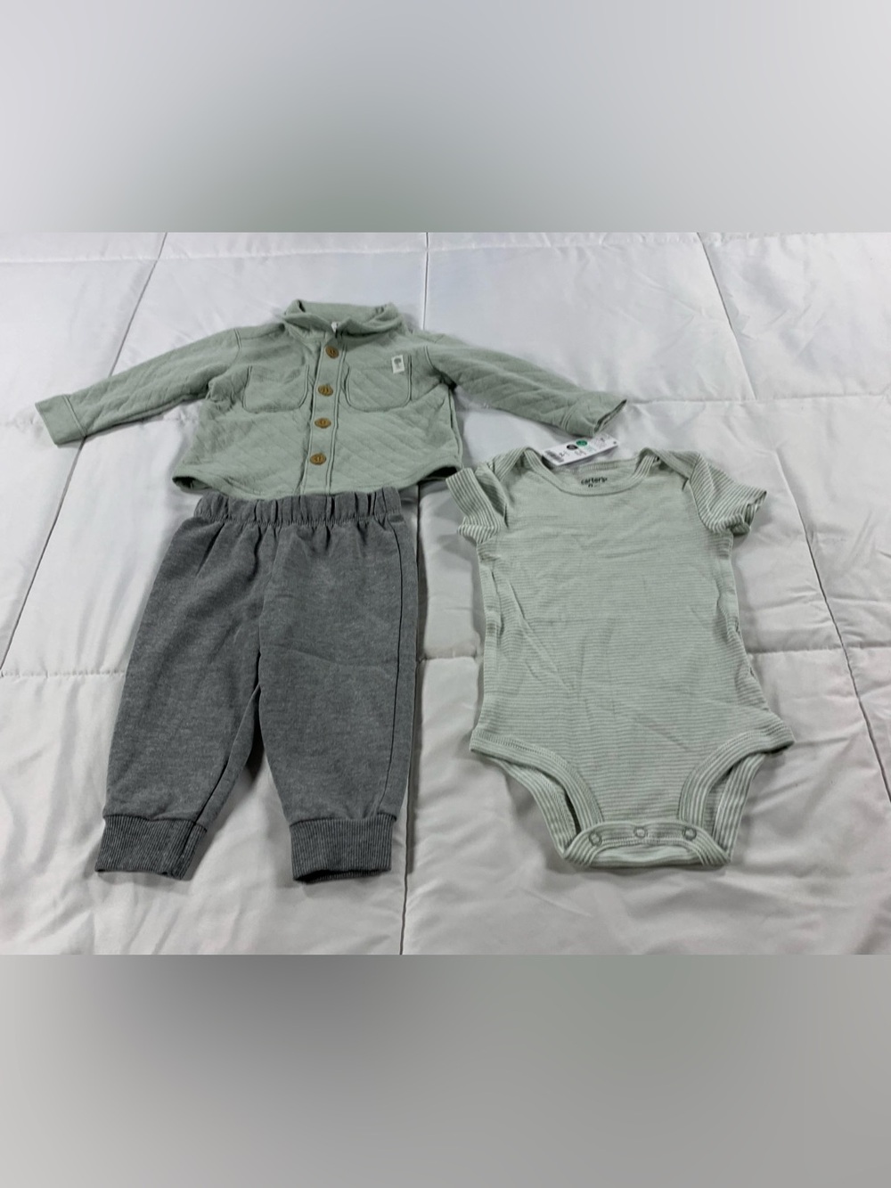 New Carters outfit size 9M
